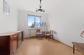 Apartament 4 camere - Ultracentral / Bd. RomanMușat anunturi imobiliare Neamt