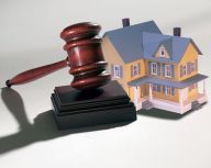 Băncile trimit în piaţa imobiliară oferte irezistibile. Degeaba