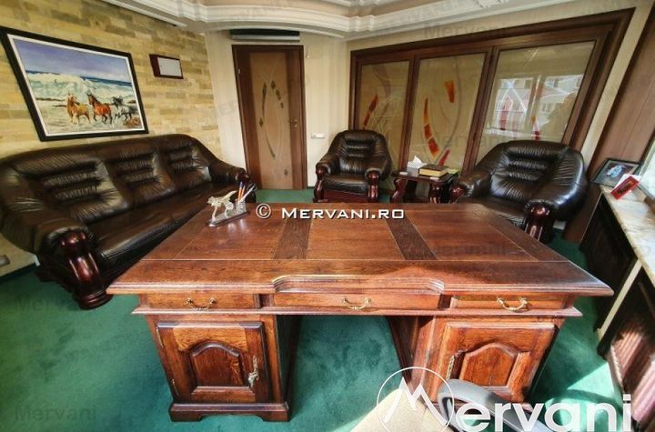 Apartament 3 camere de vanzare CENTRU - Prahova anunturi imobiliare Prahova