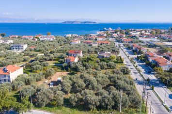 Teren 910 mp în Limenas, Thassos — 450 m de mare anunturi imobiliare Grecia