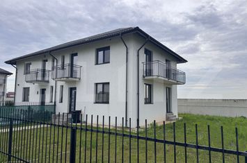 Vilă - 3 camere de vanzare ULMI - Dambovita anunturi imobiliare Dambovita