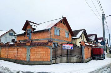 Casă vilă de vânzare în Cristian, Sibiu anunturi imobiliare Sibiu