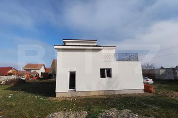 Casă - 4 camere de vanzare LES - Bihor anunturi imobiliare Bihor