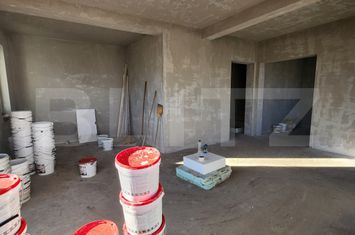Vilă - 4 camere de vanzare FLORESTI - Cluj anunturi imobiliare Cluj