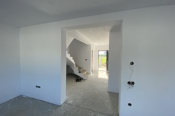 Vilă - 4 camere de vanzare CRISTIAN - Sibiu anunturi imobiliare Sibiu