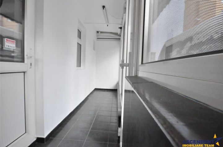 Spațiu comercial de vanzare CALEA BUCURESTI - Brasov anunturi imobiliare Brasov