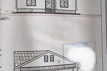 Casă - 4 camere de vanzare BACAU - Bacau anunturi imobiliare Bacau