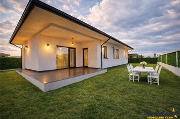 Casă - 3 camere de vanzare CRISTIAN - Brasov anunturi imobiliare Brasov