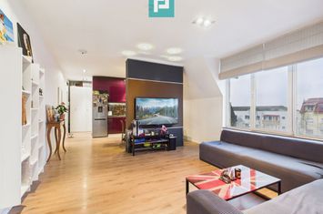 Apartament cu 3 camere – Zona Simion Bărnuțiu anunturi imobiliare Timis