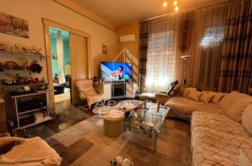 Casa individuala  7 camere, 3 bai, garaj, teren 1129 mp, zona Iosefin anunturi imobiliare Timis