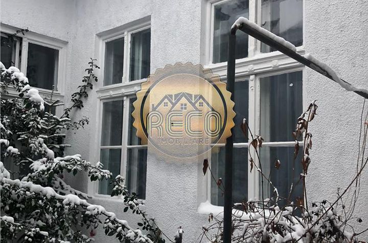 Apartament 3 camere de vanzare CETATII - Bihor anunturi imobiliare Bihor