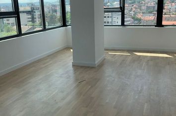 Apartament 4 camere de vanzare CENTRAL - Cluj anunturi imobiliare Cluj
