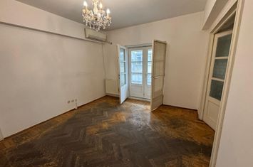 Vanzare apartament doua camere ideal inchiriere Cismigiu Sala Palatului metrou anunturi imobiliare Bucuresti