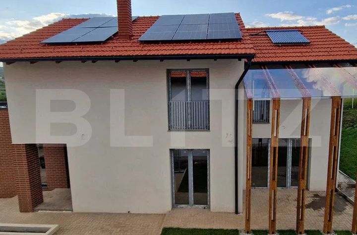 Vilă - 5 camere de vanzare CHINTENI - Cluj anunturi imobiliare Cluj
