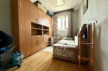 Apartament cu 2 camere, etajul 3, zona Steaua anunturi imobiliare Timis
