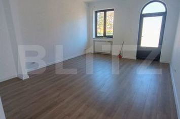 Apartament 2 camere de vanzare DEMOCRATIEI - Prahova anunturi imobiliare Prahova