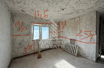 Apartament cu 3 camere, 2 bai, 2 balcoane, decomandat, zona Freidorf anunturi imobiliare Timis