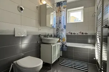 Apartament 2 camere de inchiriat TRACTORU - Brasov anunturi imobiliare Brasov