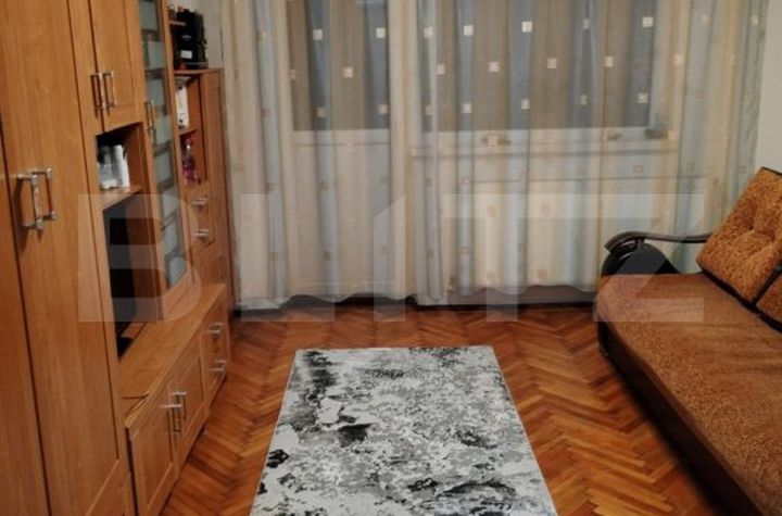 Apartament 3 camere de vanzare TARGU-JIU - Gorj anunturi imobiliare Gorj
