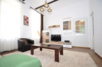 Studio  mobilat  zona Facultatii de Medicina Brasov anunturi imobiliare Brasov