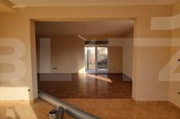 Casă - 4 camere de vanzare PAULESTI - Satu Mare anunturi imobiliare Satu Mare