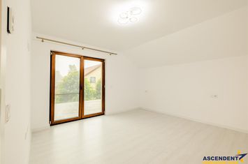 Casă - 4 camere de vanzare EXTERIOR EST - Brasov anunturi imobiliare Brasov