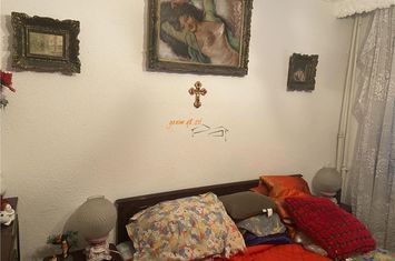 Apartament 3 camere de vanzare SUD - Vrancea anunturi imobiliare Vrancea