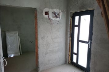 Casă - 4 camere de vanzare BERCENI - Bucuresti anunturi imobiliare Bucuresti