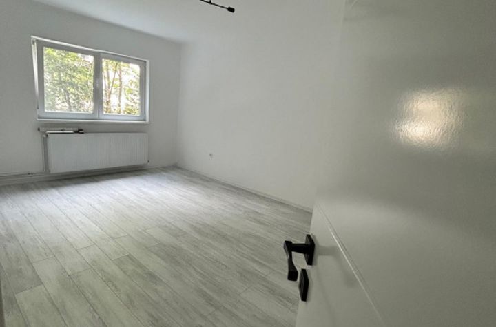 Apartament 2 camere de vanzare TRIAJ - Brasov anunturi imobiliare Brasov