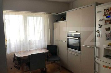 Apartament 3 camere de vanzare SUCEAVA - Suceava anunturi imobiliare Suceava