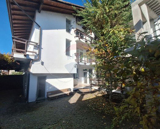 Apartament 5 camere Turnisor, 165 mp