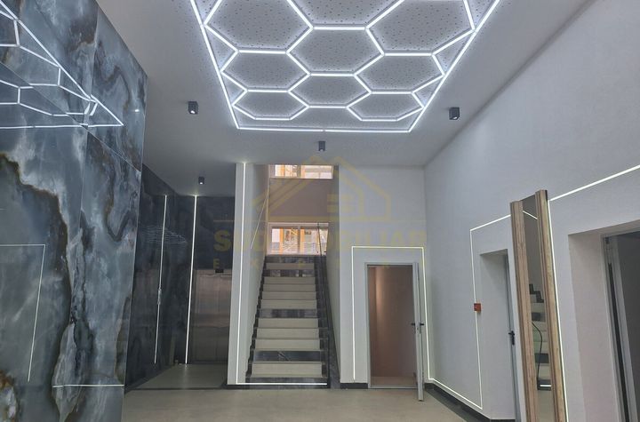 APARTAMENT 3 CAMERE MUTARE RAPIDA-METROU BERCENI anunturi imobiliare Bucuresti