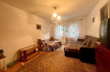 Apartament 2 camere,decomandat,zona Simion Barnutiu anunturi imobiliare Timis