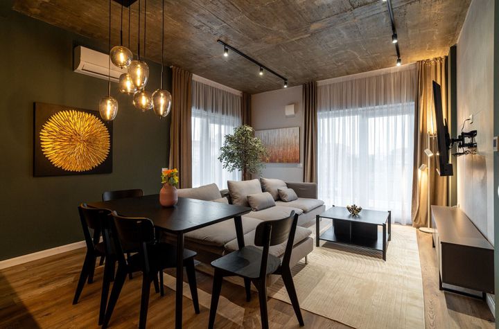 Apartament 3 camere de inchiriat EAS Clujului Oradea cu terasa 44 mp anunturi imobiliare Bihor