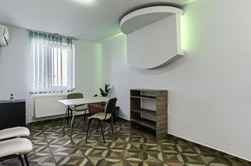 Oportunitate pentru afacerea ta- Spațiu cu destinație multiplă anunturi imobiliare Arad