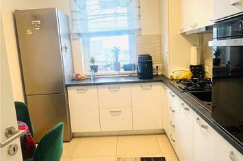 Apartament 2 camere de vanzare TRACTORUL - Brasov anunturi imobiliare Brasov