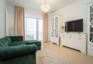 240.000 €, Garsonieră