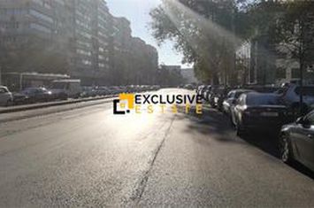 Spațiu comercial de vanzare 1 MAI - Bucuresti anunturi imobiliare Bucuresti