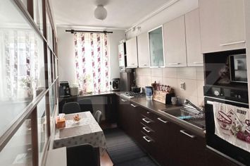 Apartament 3 camere de vanzare FLORESTI - Cluj anunturi imobiliare Cluj