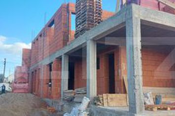 Vilă - 4 camere de vanzare VIILE SATU MARE - Satu Mare anunturi imobiliare Satu Mare