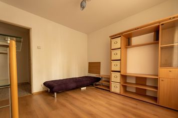 Apartament 3 camere de vanzare STEFAN CEL MARE - Bucuresti anunturi imobiliare Bucuresti