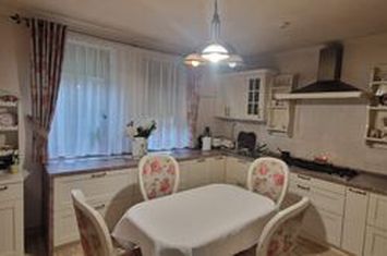 Casă - 6 camere de vanzare EXTERIOR SUD - Mures anunturi imobiliare Mures