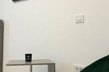 POITIERS, APARTAMENT CU 1 CAMERA, CESIUNE DE CONTRACT anunturi imobiliare Iasi
