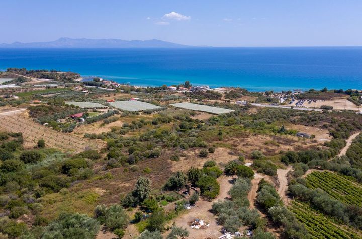 Teren construibil 2673.58 mp în Paralia Elaiochoriou anunturi imobiliare Grecia