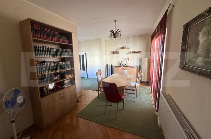 Apartament 3 camere de vanzare SATU MARE - Satu Mare anunturi imobiliare Satu Mare