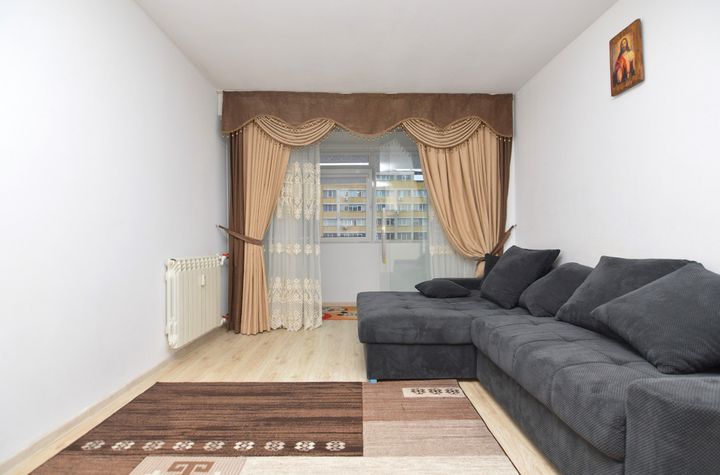 Apartament 3 camere de inchiriat P-TA MUNCII - Bucuresti anunturi imobiliare Bucuresti