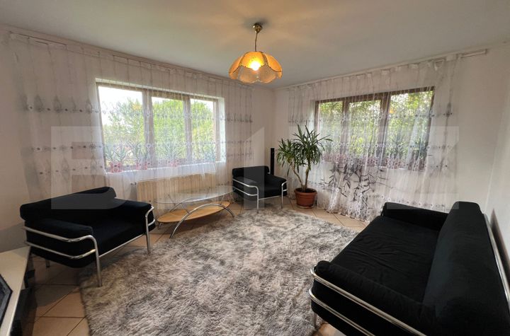 Casă - 3 camere de vanzare SATU MARE - Satu Mare anunturi imobiliare Satu Mare