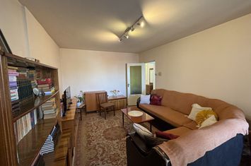 Apartament decomandat cu 3 camere in Florilor, str. Crinului anunturi imobiliare Brasov