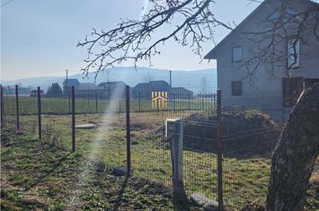 Vilă - 5 camere de vanzare PARTESTII DE JOS - Suceava anunturi imobiliare Suceava
