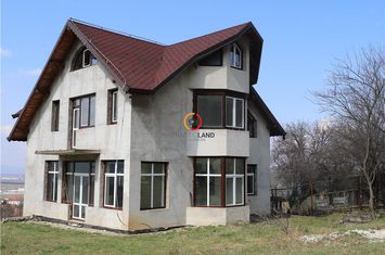 Casă - 8 camere de vanzare SACELE - Brasov anunturi imobiliare Brasov
